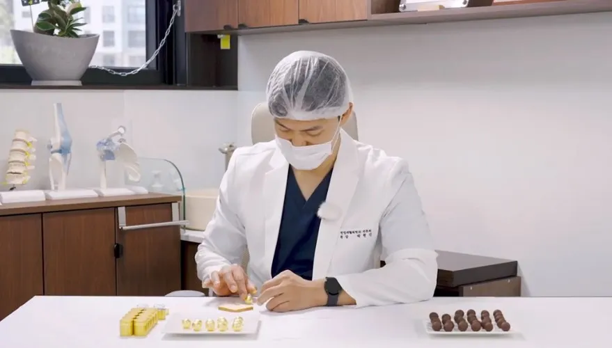 춘천 공진단 한의원 - 원방공진단, 반사향공진단, 녹용공진단 사향 함량 100mg 50mg 각각의 효능 구분을 춘천 파크경희한의원에서 알려드립니다.