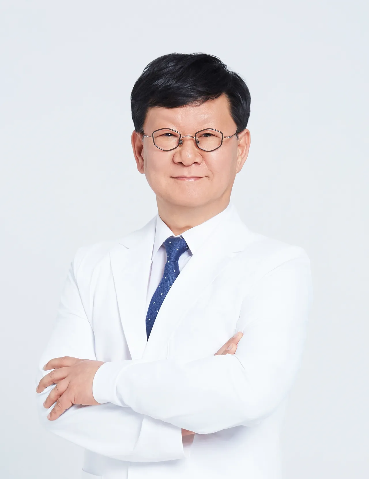 조창인