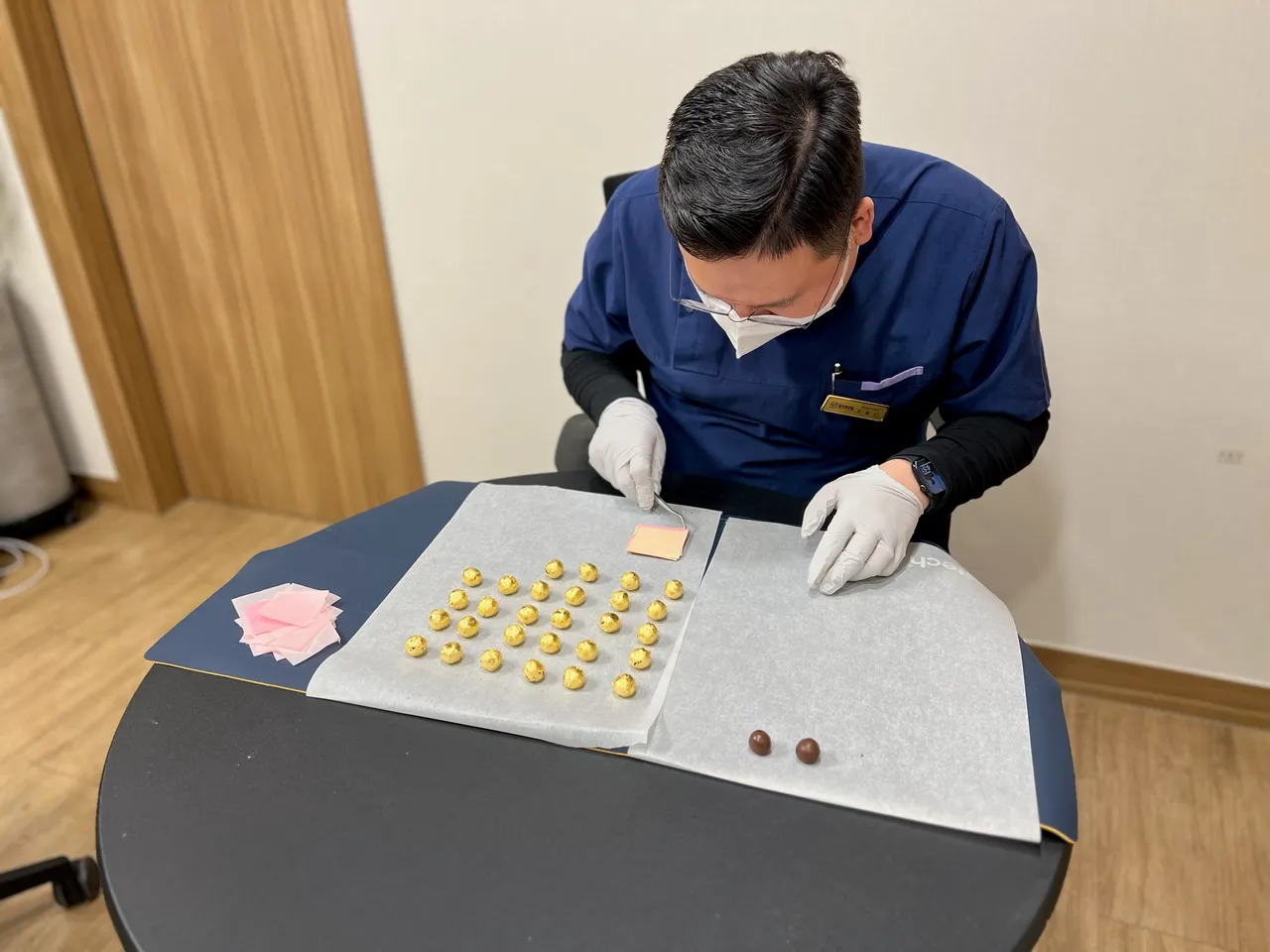 직접 빚어 더 정성스럽게
동인한의원 원내 제조 공진단