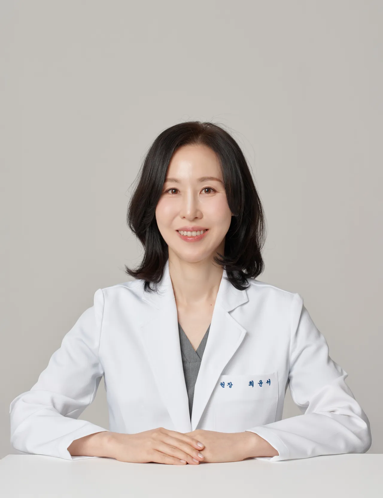 최윤서