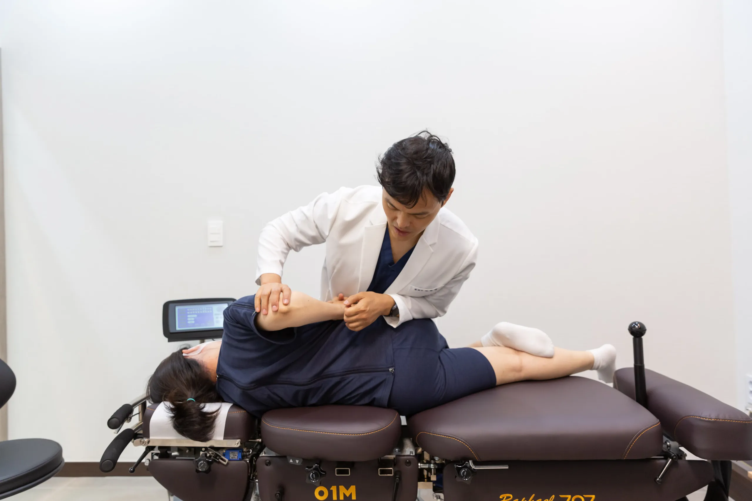 춘천물리치료한의원추천 - 한방재활의학과 스포츠 재활 팀닥터 진료 - 통증 치료에 강한 물리치료 병원 (4).jpg